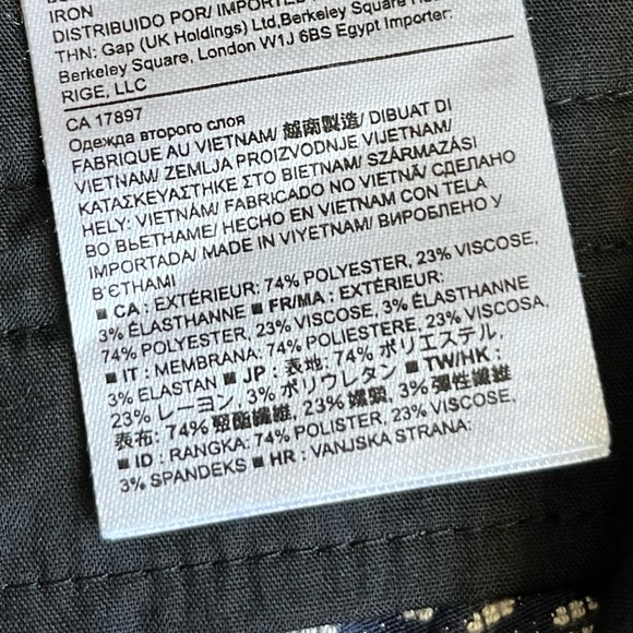 Banana Republic Hampton Fit Shorts - Picture 7 of 11